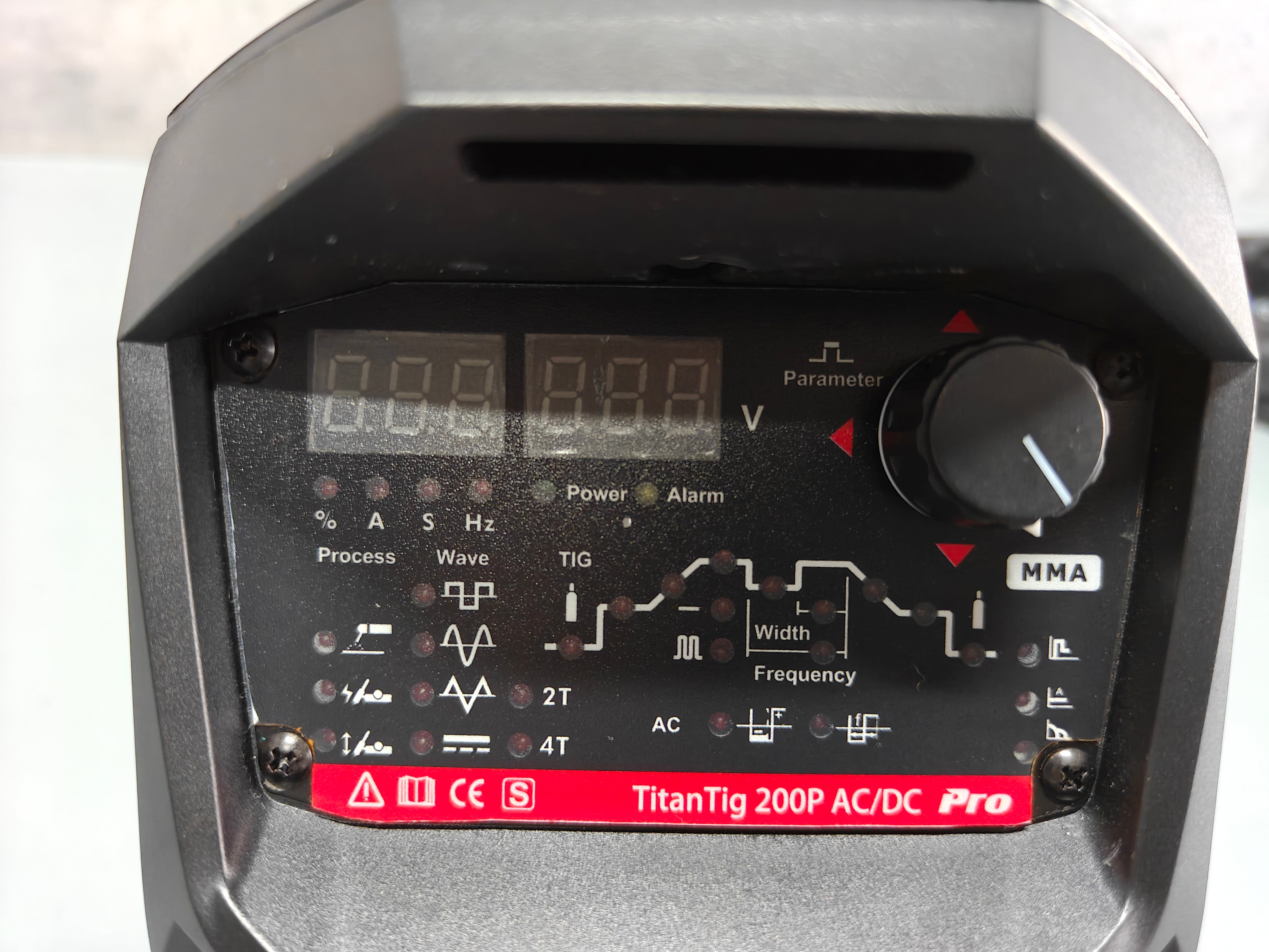 Headux TitanTig 200 ACDC | AC/DC WIG & E-Hand Schweißgerät | 200A | Aluminium & Stahl | Puls | CE-zertifiziert | EU