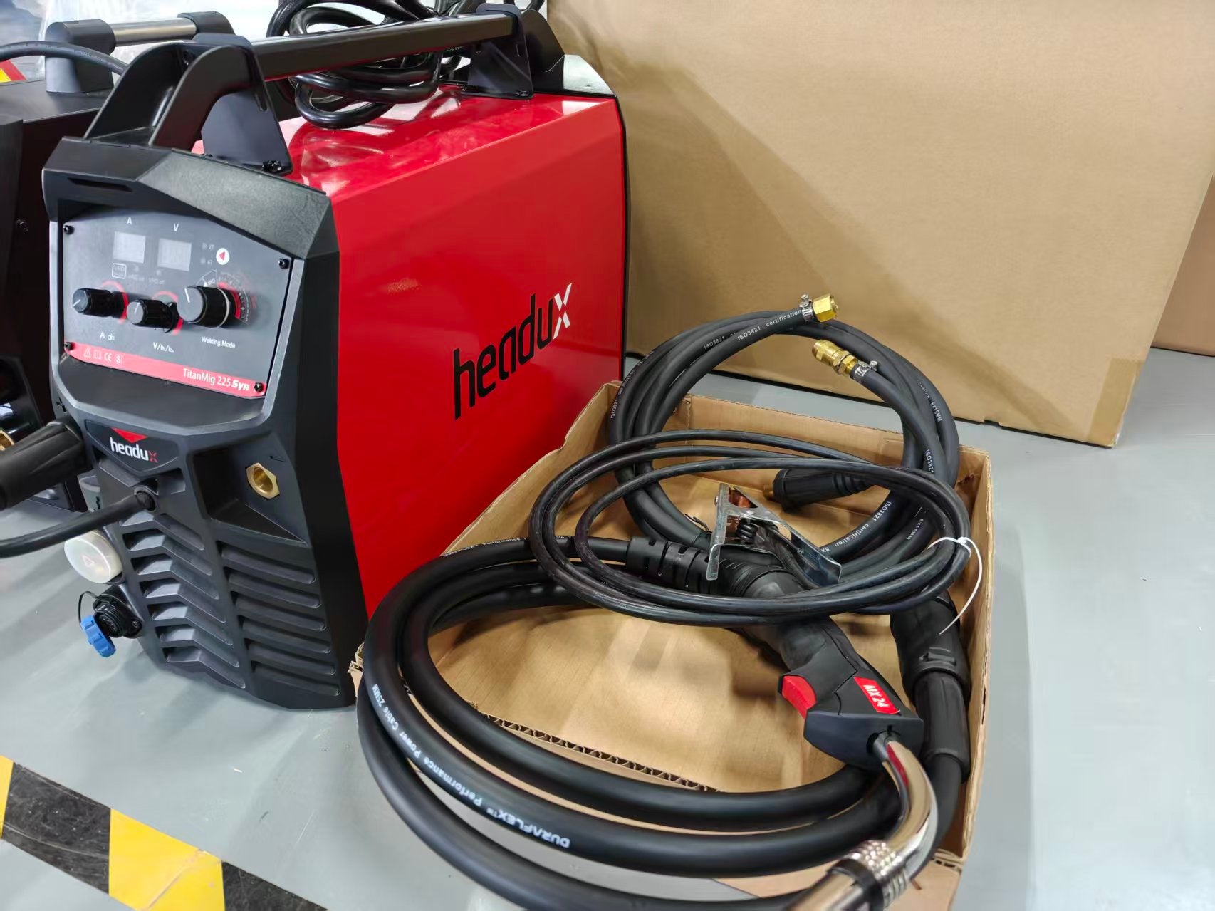 headux Titan MIG225 SYN PFC welder accessories