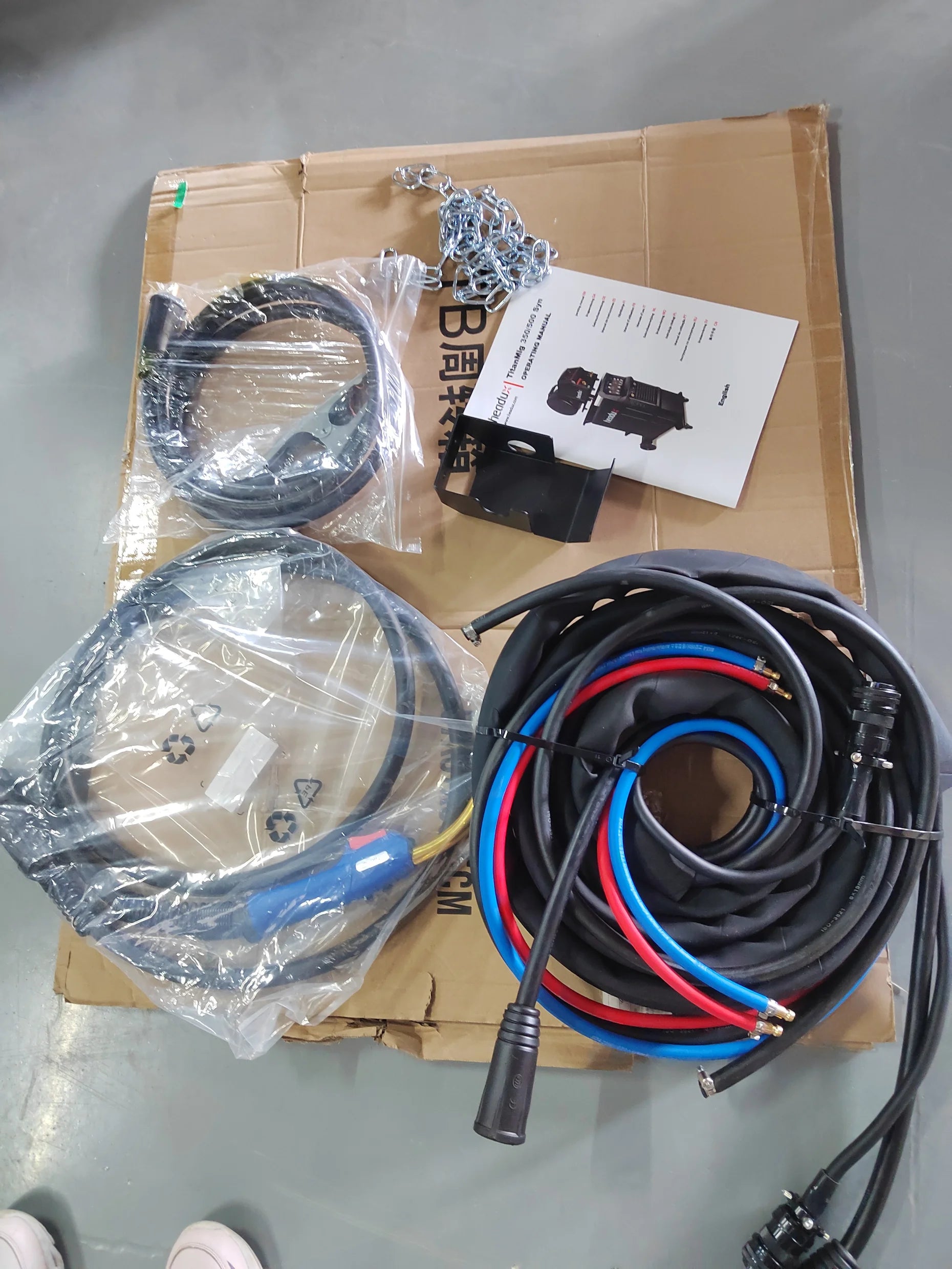 Headux TitanMig 350 Syn | Synergische MIG MMA Schweißgerät | 350A | 3-phasig 400V | CE
