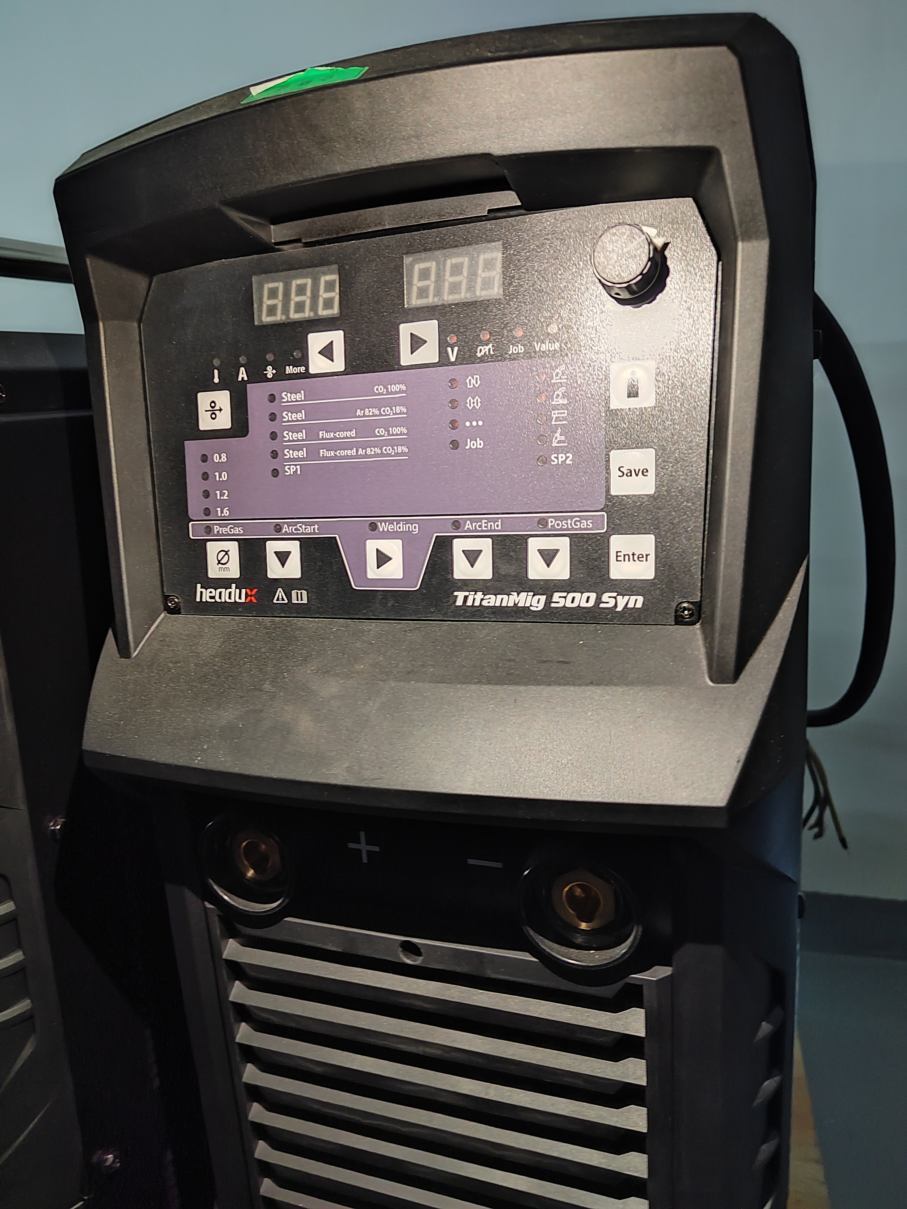 Headux TitanMig X5 Syn | Industrielles synergetisches MIG/MAG- + MMA-Schweißgerät | 500A | Wassergekühlt | 3-Phasen 400V