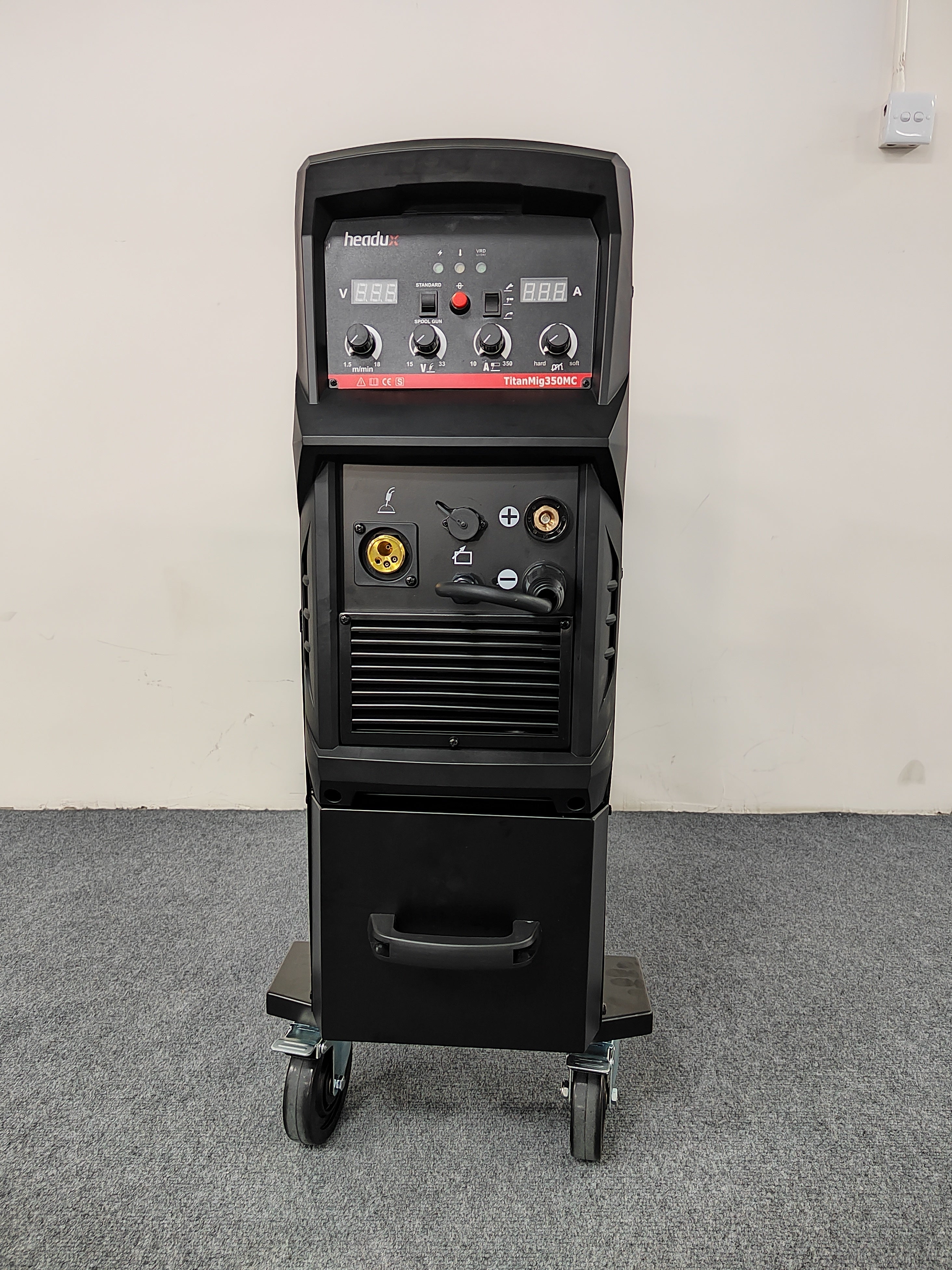 Headux TitanMig MC Serie | MIG TIG MMA Schweißgerät | 250A–400A | 230V & 400V | CE