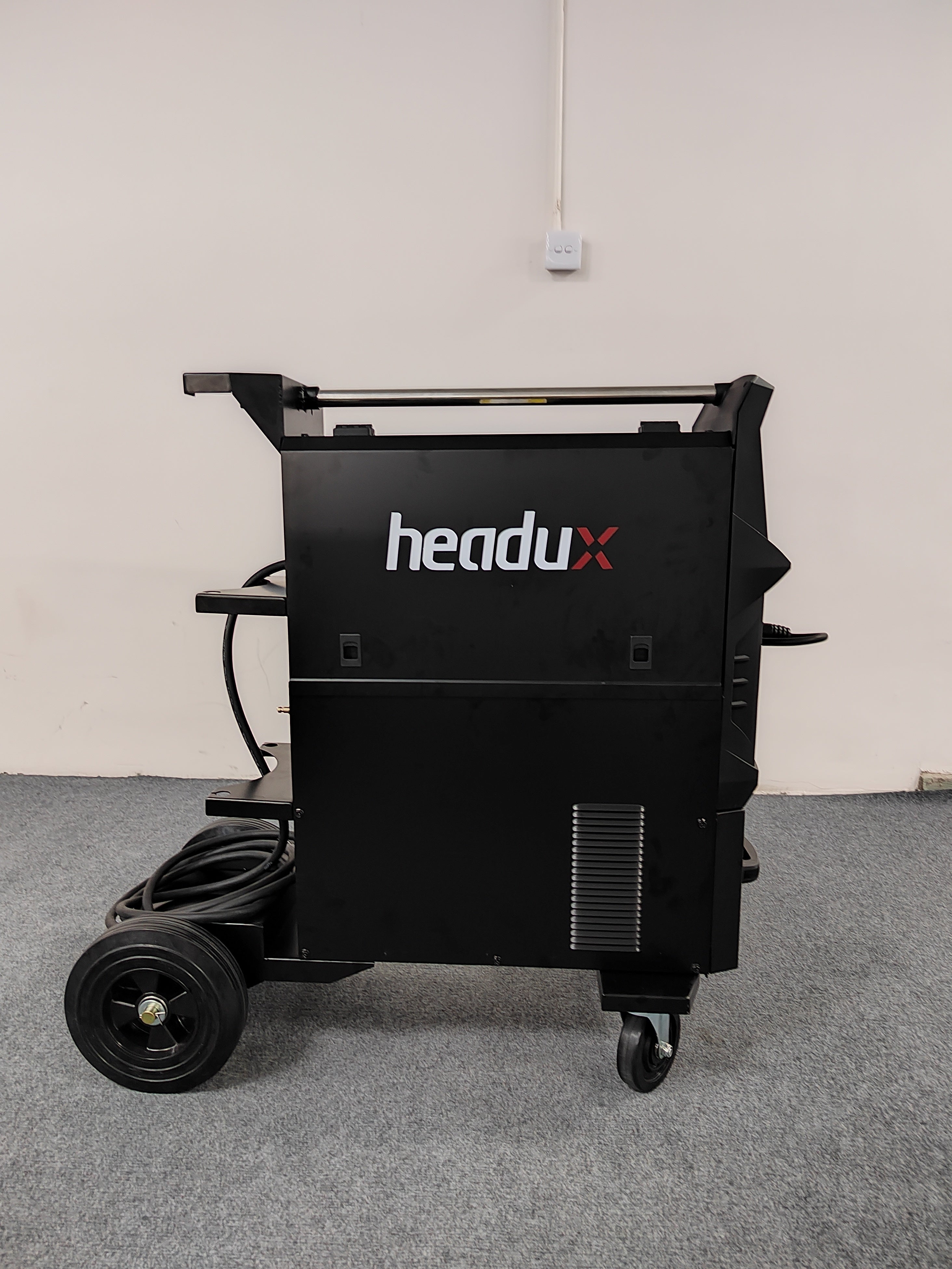 Headux TitanMig MC Serie | MIG TIG MMA Schweißgerät | 250A–400A | 230V & 400V | CE