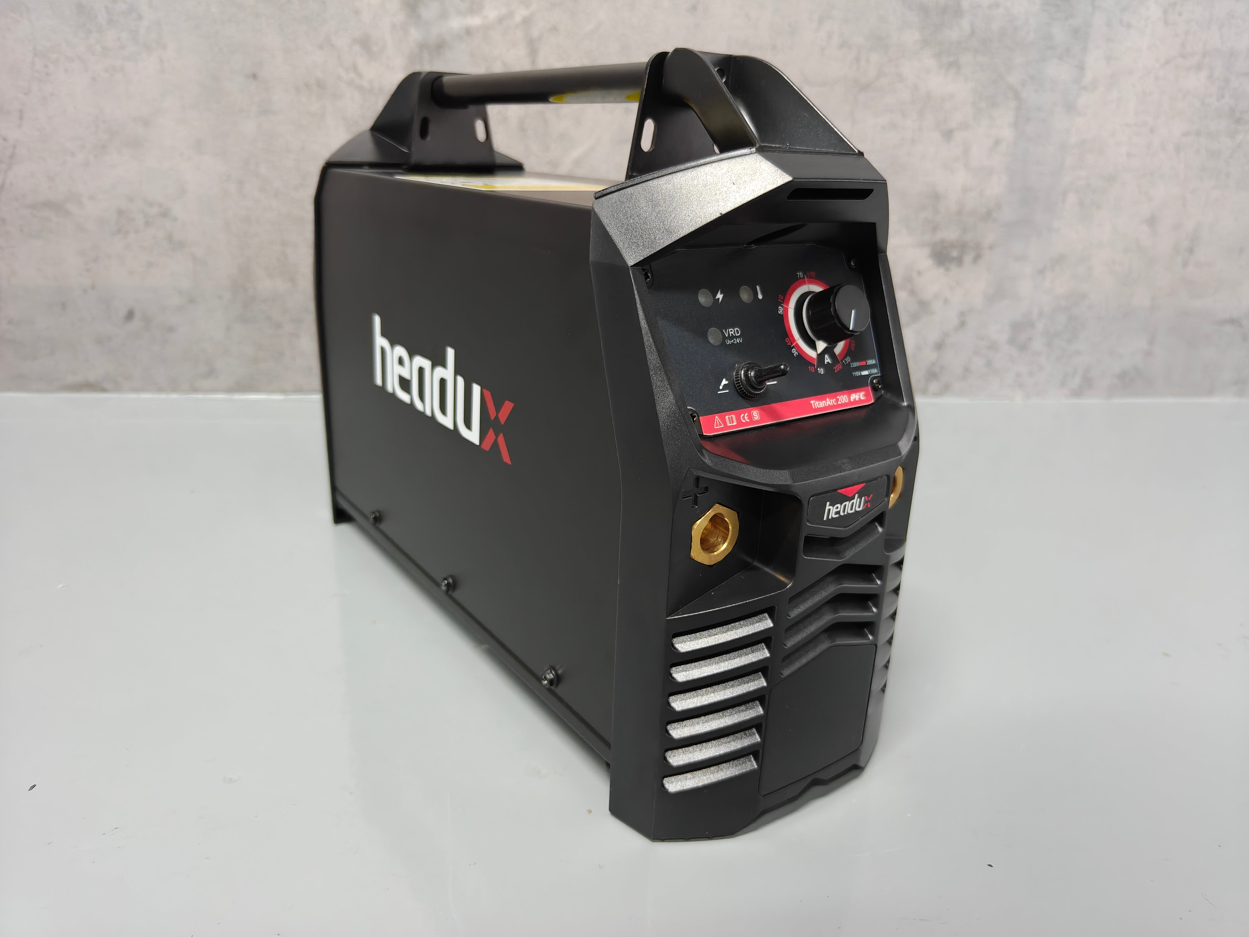 Headux TitanArc 200 PFC | Professioneller 200A MMA/WIG Elektrodenschweißer | PFC Inverter | CE-zertifiziert | EU-fähig