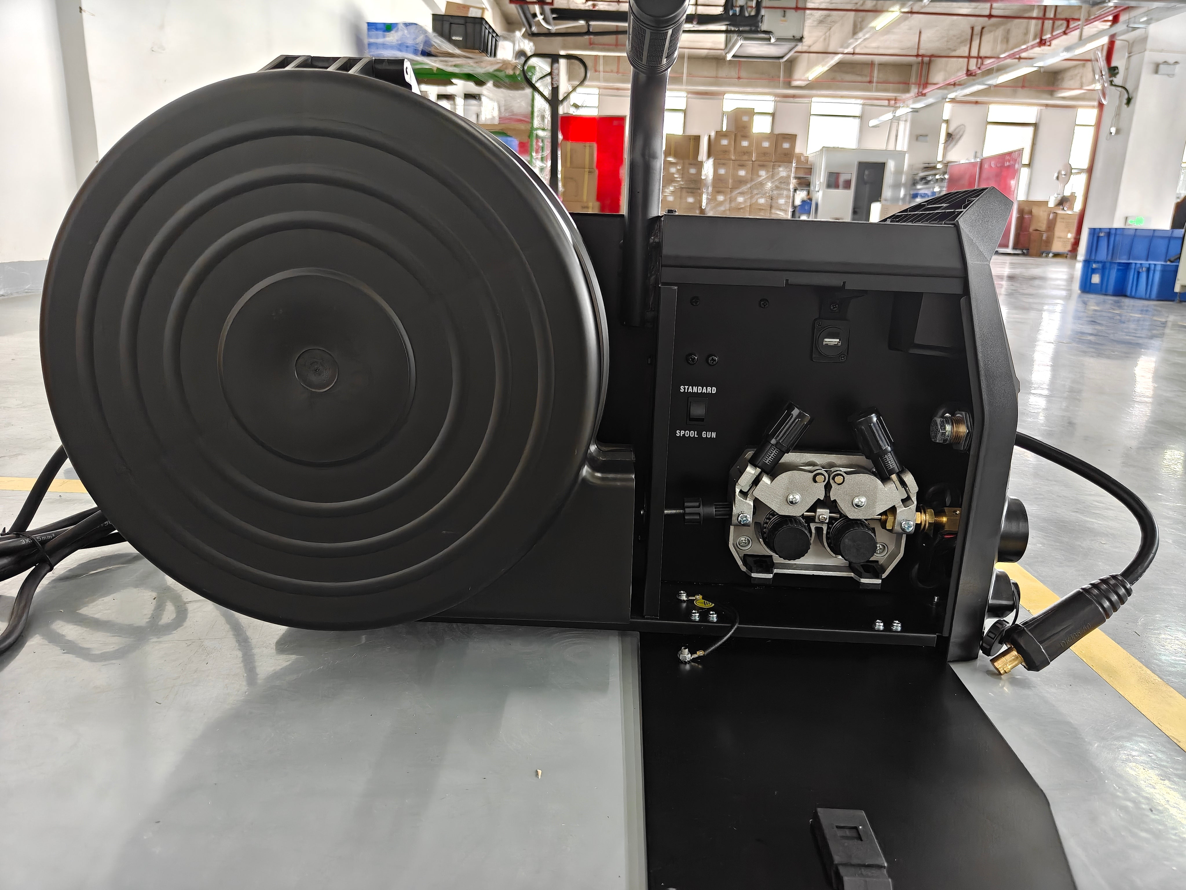 Headux TitanMig 238 iXP | 6-in-1 MIG MAG TIG E-Hand Schweißgerät | Doppelimpuls | Aluminiumfähig