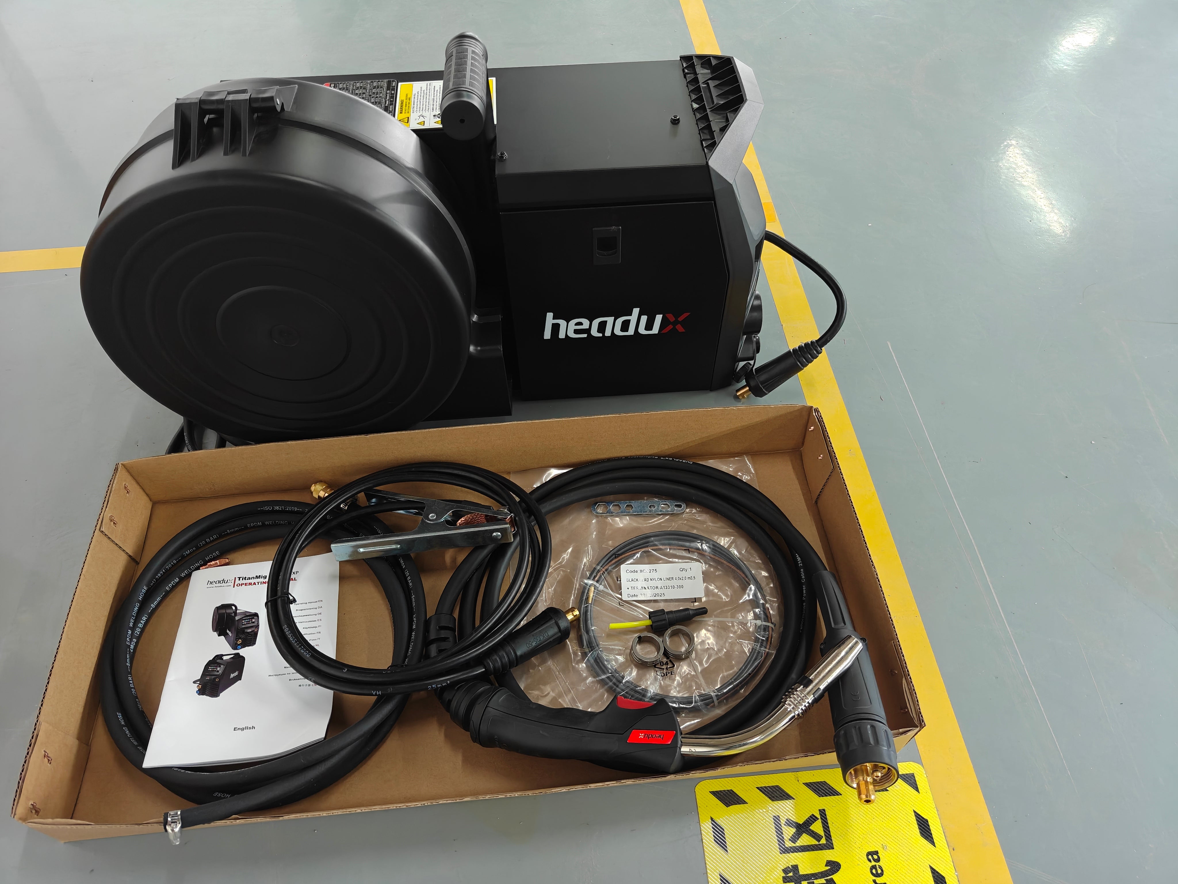 Headux TitanMig 238 iXP | 6-in-1 MIG MAG TIG E-Hand Schweißgerät | Doppelimpuls | Aluminiumfähig