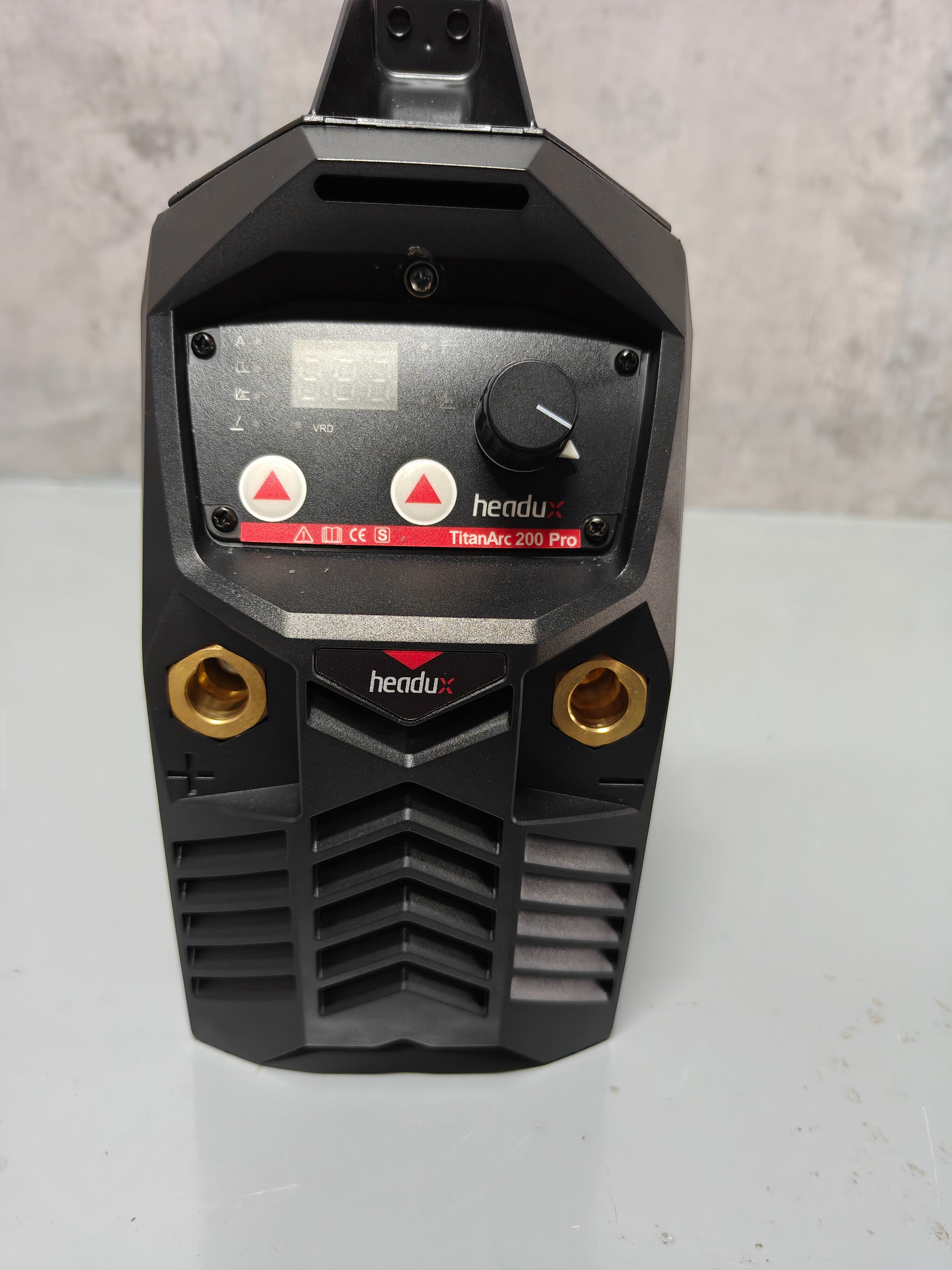Headux TitanArc 200 Pro | 2-in-1 Lift-TIG & MMA Stick Welder | 200A | VRD Safety | CE Certified | EU