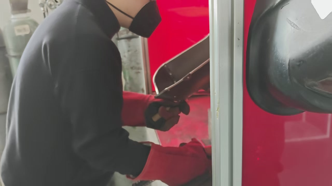 headux Titan MIG225 SYN PFC welder testing carbon steel